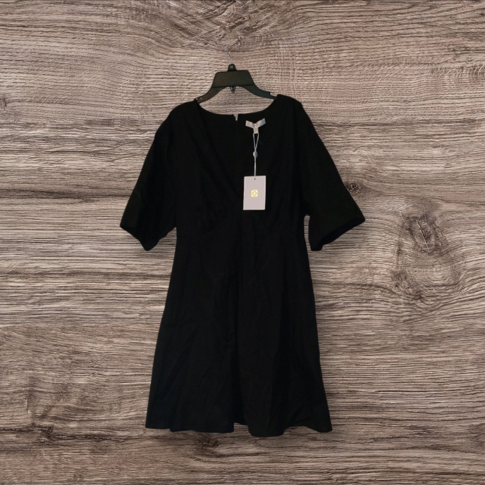 Wayf Classic Black Dress Size XL